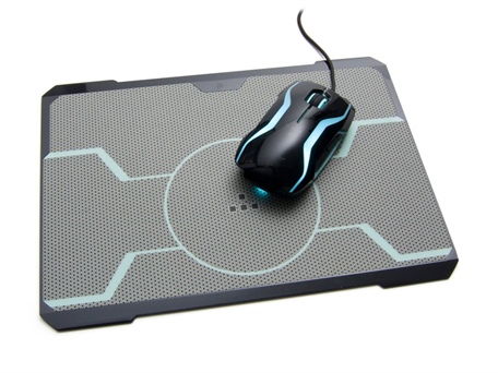 http://sale.images.woot.com/Razer_TRON_Mouse___Mat_Bundle_NASAme8Standard.jpg